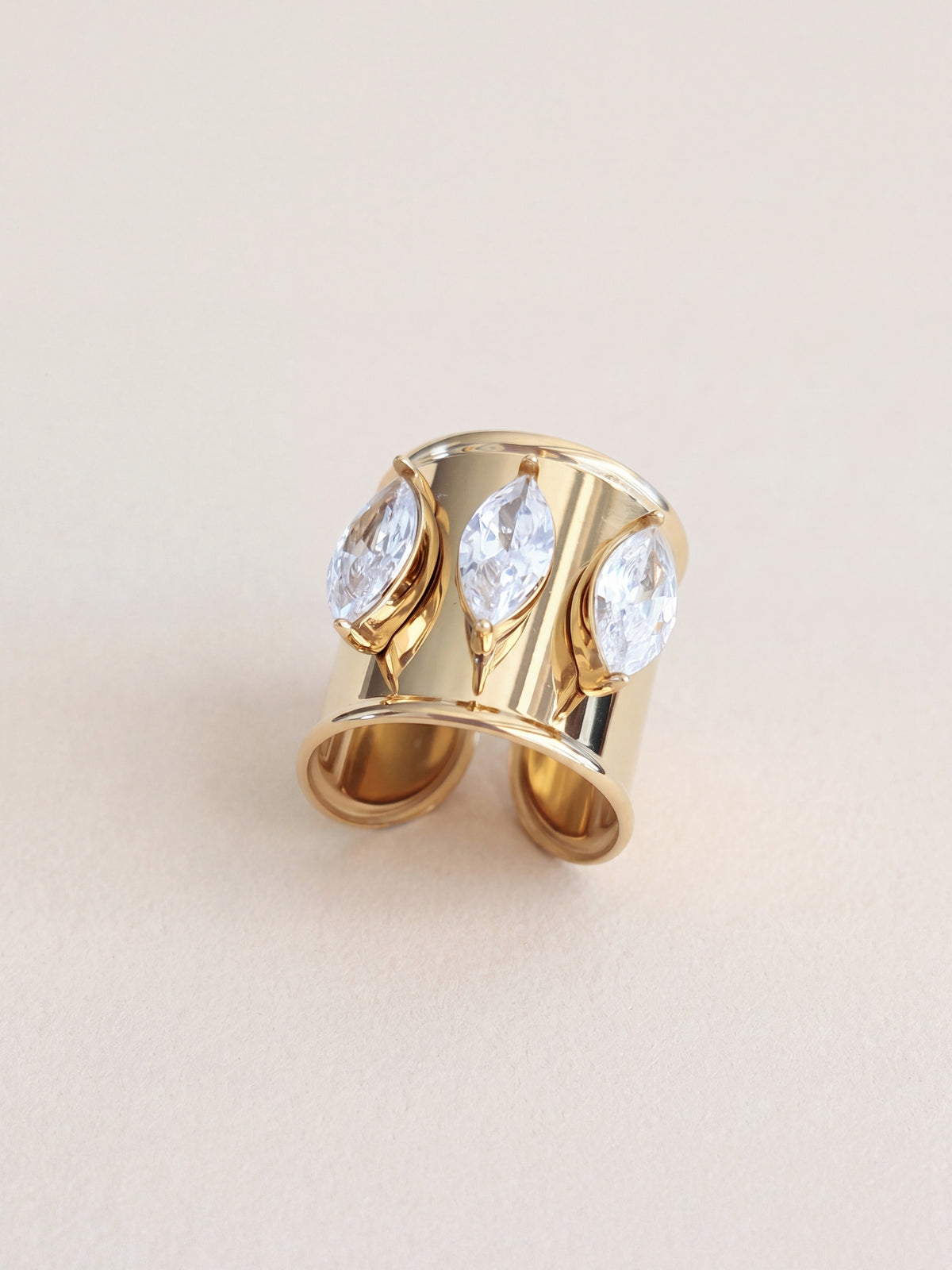Anello Monica