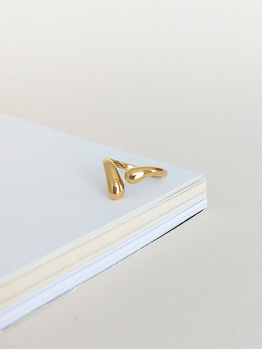 Anello Ava