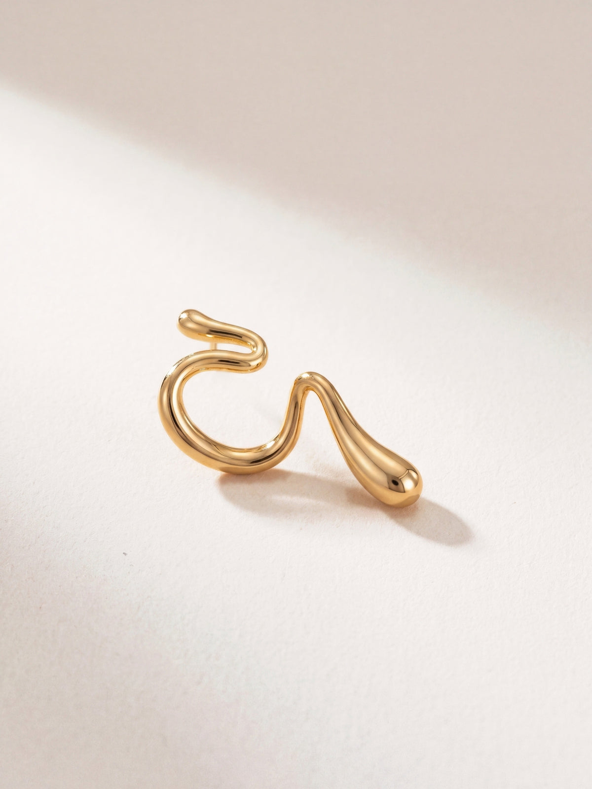 Ear cuff Mila
