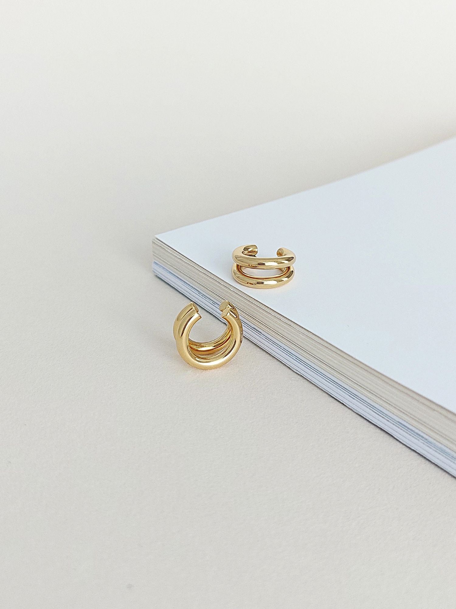 Ear cuff  Elena