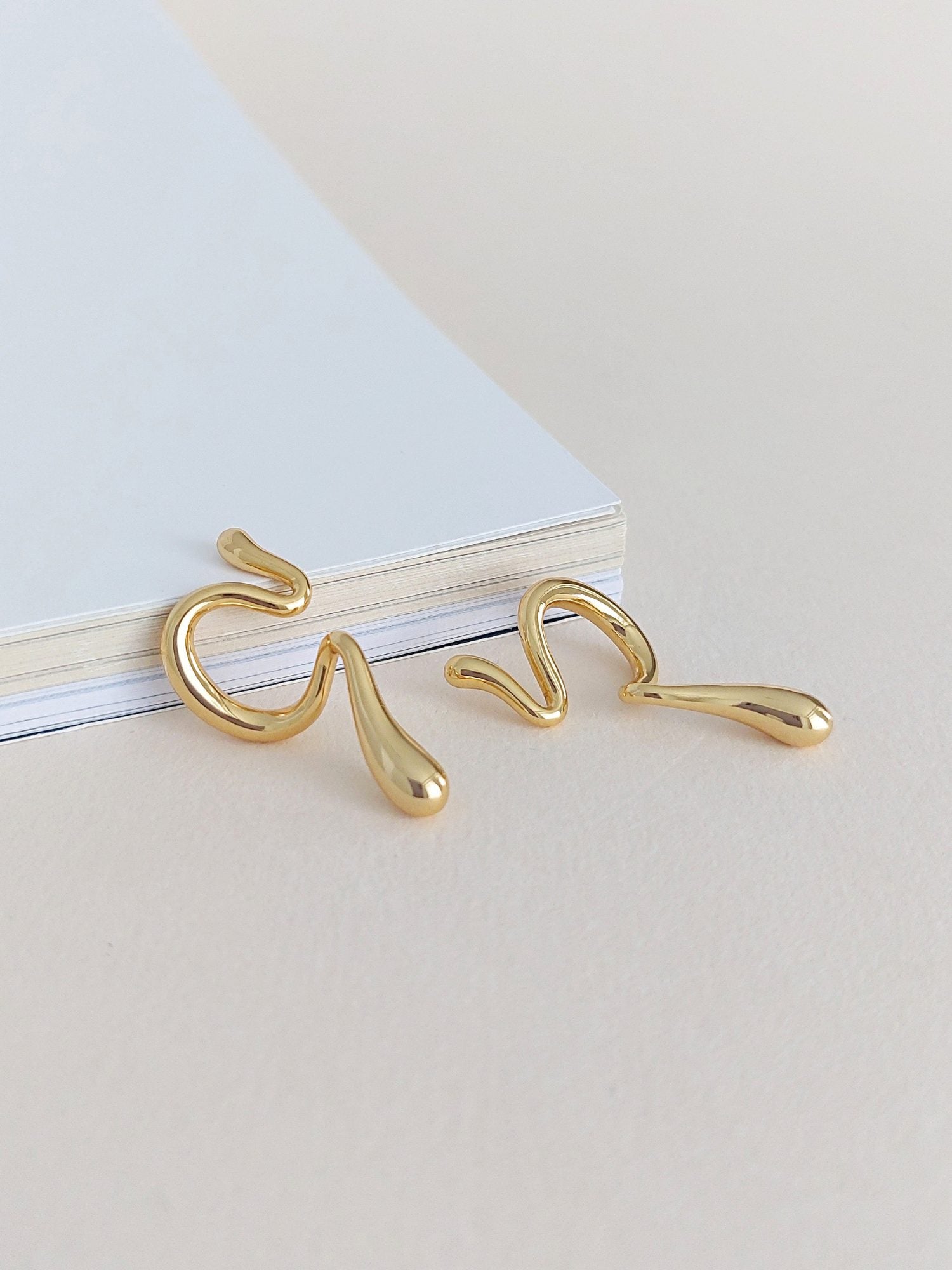 Ear cuff Mila